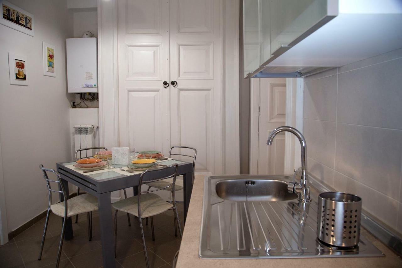 Ambo: 55 E 72 Appartement *